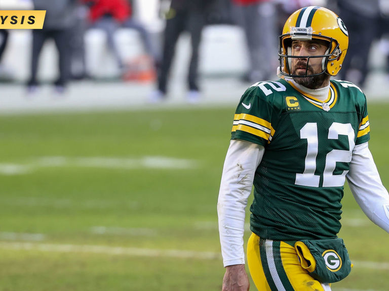 Packers reportedly extend Robert Tonyan, giving indication Aaron Rodgers  will remain with team in 2021 