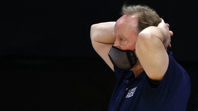 CHARLOTTE, NORTH CAROLINA - APRIL 27: Head coach Mike Budenholzer of the Milwaukee Bucks reacts during the second quarter of their game against the Charlotte Hornets at Spectrum Center on April 27, 2021 in Charlotte, North Carolina.
