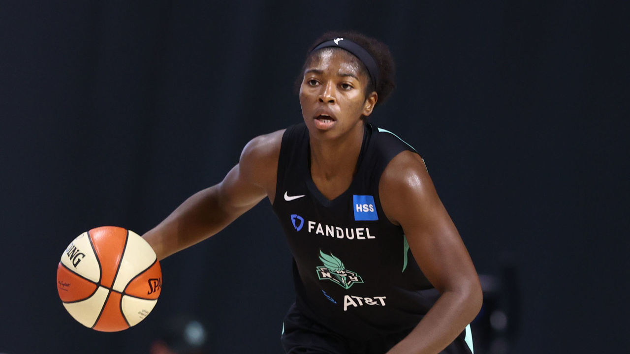 PALMETTO, FL - SEPTEMBER 10: Jocelyn Willoughby #13 of the New York Liberty handles the ball against the Indiana Fever on September 10, 2020 at Feld Entertainment Center in Palmetto, Florida. NOTE TO USER: User expressly acknowledges and agrees that, by downloading and/or using this Photograph, user is consenting to the terms and conditions of the Getty Images License Agreement. Mandatory Copyright Notice: Copyright 2020 NBAE