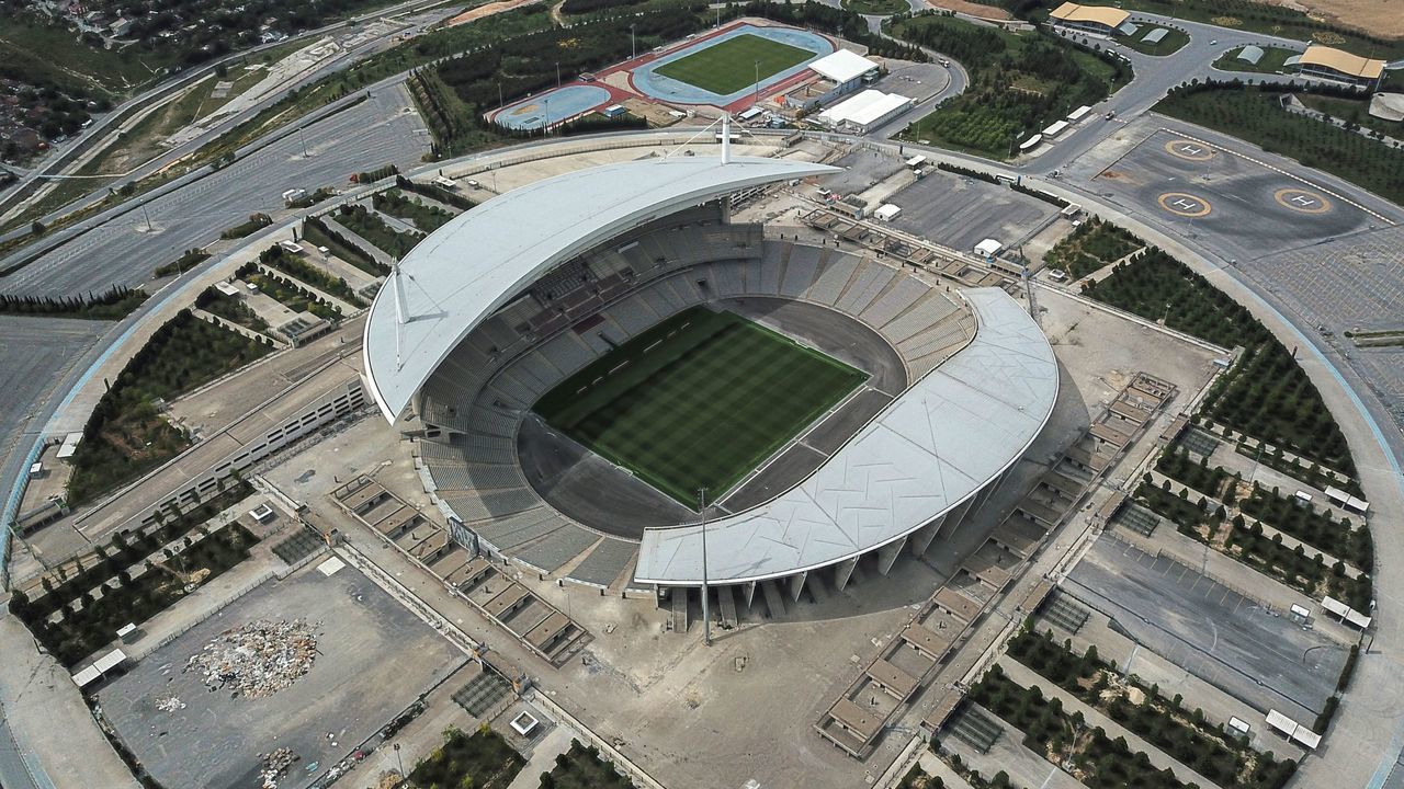 An aerial view shows Ataturk Olympic stadium which was hosted for Champions league final 2020, in Istanbul, on May 19, 2020, during a four-day curfew aimed at curbing the spread of the COVID-19 pandemic, caused by the novel coronavirus. - UEFA announced on March 23 that it has postponed the Champions League, Europa League and women's Champions League finals, originally scheduled for May, due to the coronavirus pandemic, with no new date given.