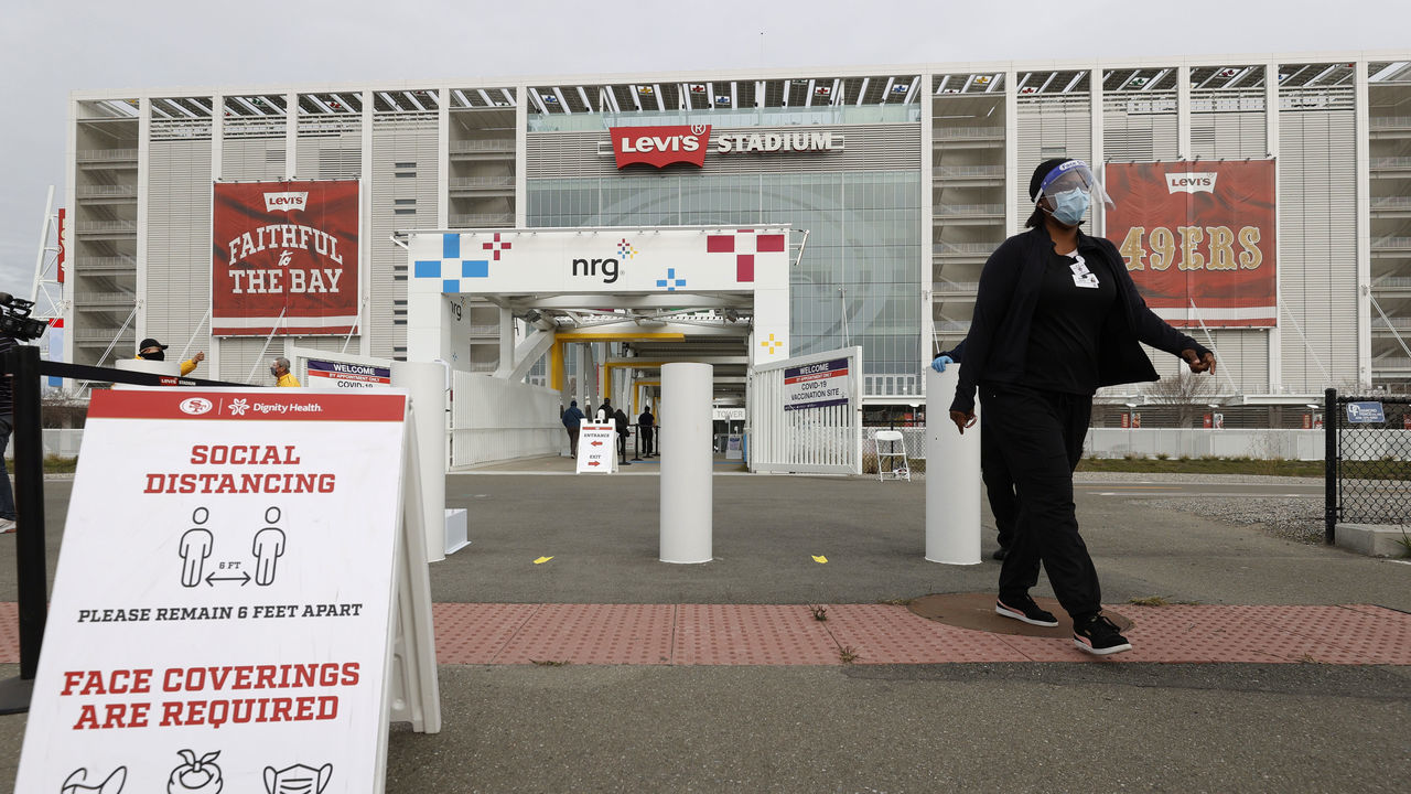 SANTA CLARA, CALIFORNIA - FEBRUARY 09: A view of Levi's Stadium on the opening day of a mass COVID-19 vaccination site on February 09, 2021 in Santa Clara, California. The Santa Clara County Department of Health is overseeing the mass vaccination site at Levi's Stadium, the home of the San Francisco 49ers football team. The vaccination site will be the largest in the state of California and will provide between 5,000 and 15,000 vaccinations per day.
