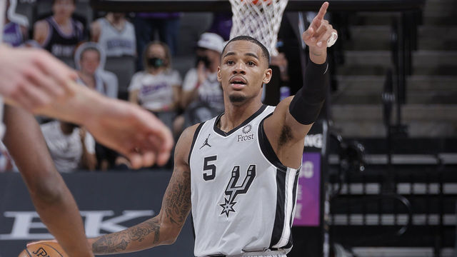 SACRAMENTO, CA - MAY 7: Dejounte Murray #5 of the San Antonio Spurs dribbles the ball during the game against the Sacramento Kings on May 7, 2021 at Golden 1 Center in Sacramento, California. Mandatory Copyright Notice: Copyright 2021 NBAE