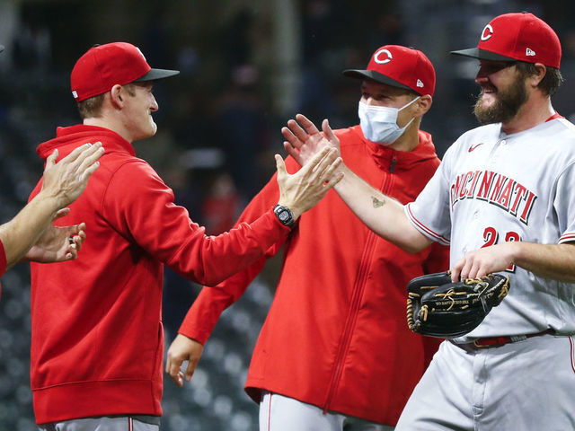 Reds' Miley credits Hulk tattoo for bringing luck in no-hitter vs. Indians