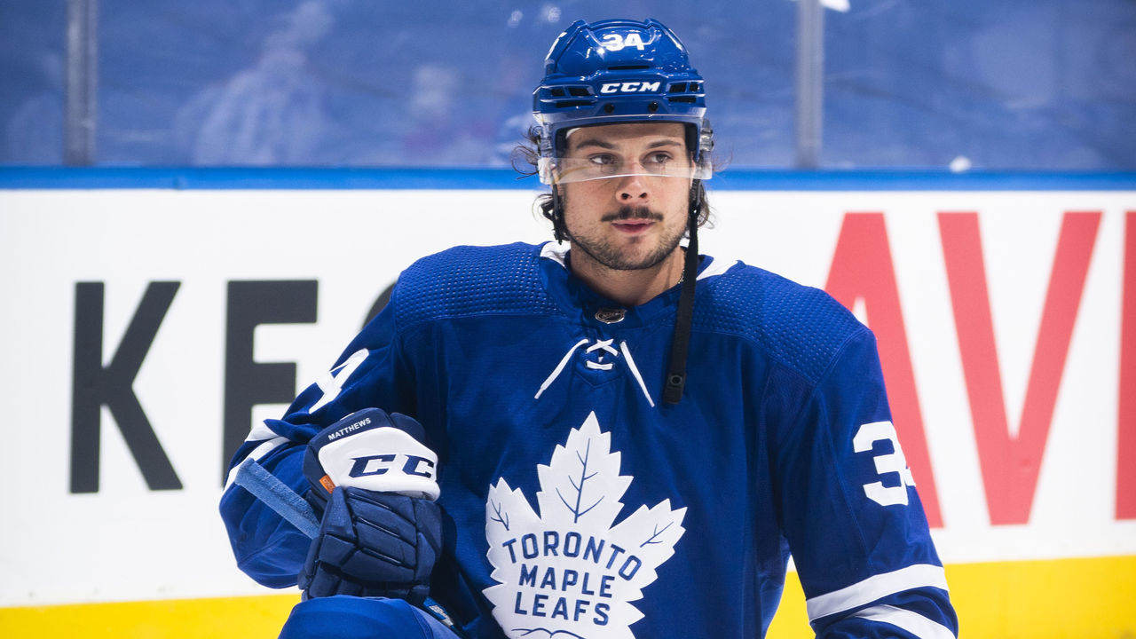 TORONTO, ON - MAY 6: Auston Matthews #34 of the Toronto Maple Leafs takes part in warm ups before playing the Montreal Canadiens at the Scotiabank Arena on May 6, 2021 in Toronto, Ontario, Canada.