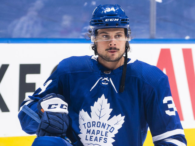 TORONTO, ON - MAY 6: Auston Matthews #34 of the Toronto Maple Leafs takes part in warm ups before playing the Montreal Canadiens at the Scotiabank Arena on May 6, 2021 in Toronto, Ontario, Canada.