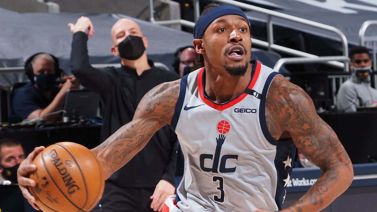 INDIANAPOLIS, IN - MAY 8: Bradley Beal #3 of the Washington Wizards drives to the basket against the Indiana Pacers on May 8, 2021 at Bankers Life Fieldhouse in Indianapolis, Indiana. Mandatory Copyright Notice: Copyright 2021 NBAE