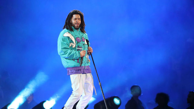 CHARLOTTE, NC - FEBRUARY 17: Recording artist J. Cole performs at halftime during the 2019 NBA All-Star Game on February 17, 2019 at the Spectrum Center in Charlotte, North Carolina. NOTE TO USER: User expressly acknowledges and agrees that, by downloading and/or using this photograph, user is consenting to the terms and conditions of the Getty Images License Agreement. Mandatory Copyright Notice: Copyright 2019 NBAE