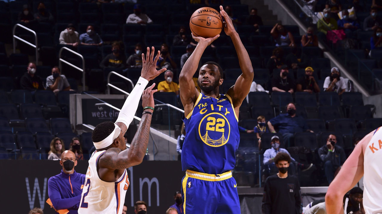 SAN FRANCISCO, CA - MAY 11: Andrew Wiggins #22 of the Golden State Warriors shoots the ball during the game against the Phoenix Suns on May 11, 2021 at Chase Center in San Francisco, California. NOTE TO USER: User expressly acknowledges and agrees that, by downloading and or using this photograph, user is consenting to the terms and conditions of Getty Images License Agreement. Mandatory Copyright Notice: Copyright 2021 NBAE