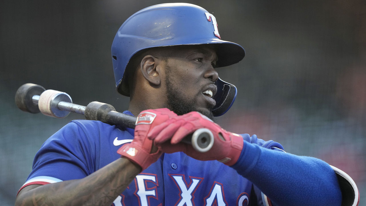 Texas Rangers on X: ADOLIS GARCÍA YOU ARE RIDICULOUS!   / X