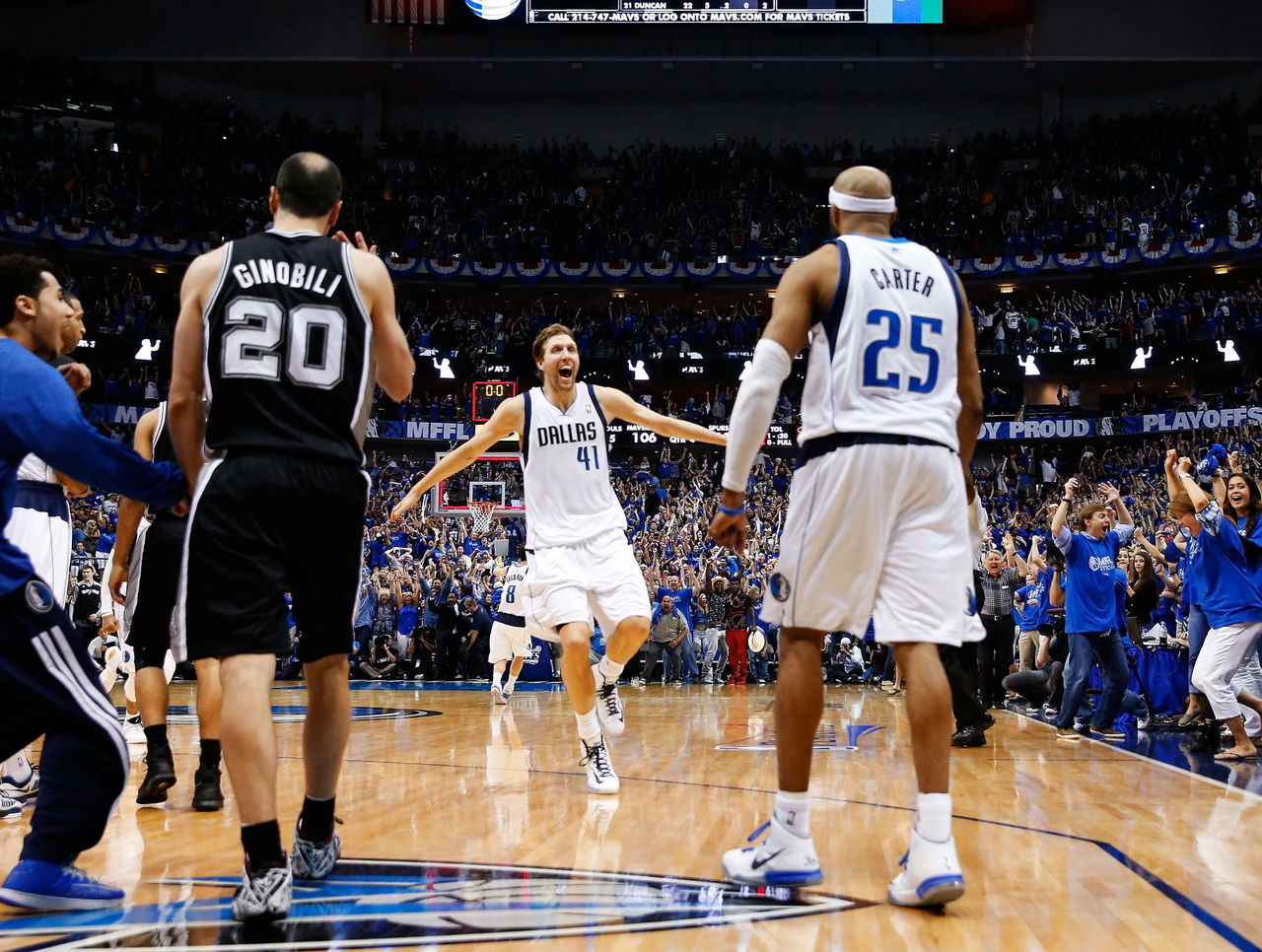 5 best photos from the Mavs' buzzerbeater Game 3 win over the Spurs