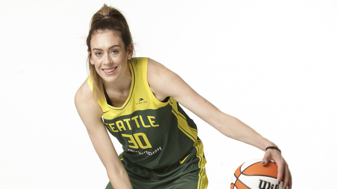 SEATTLE, WA - MAY 9: Breanna Stewart #30 of the Seattle Storm poses for a portrait at Seattle Pacific University during the WNBA media day on May 9, 2021 in Seattle, Washington. NOTE TO USER: User expressly acknowledges and agrees that, by downloading and/or using this photograph, user is consenting to the terms and conditions of the Getty Images License Agreement. Mandatory Copyright Notice: Copyright 2021 NBAE