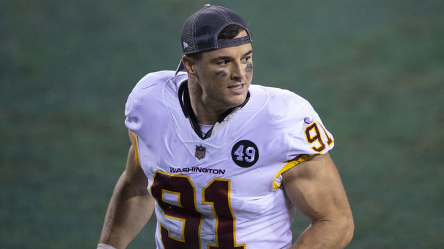 PHILADELPHIA, PA - JANUARY 03: Ryan Kerrigan #91 of the Washington Football Team runs off the field after the game against the Philadelphia Eagles at Lincoln Financial Field on January 3, 2021 in Philadelphia, Pennsylvania.
