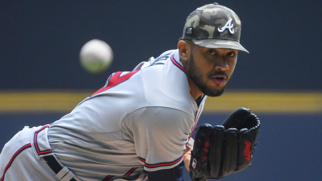 MILWAUKEE, WISCONSIN - MAY 16: Huascar Ynoa #19 of the Atlanta Braves pitches in the first inning against the Milwaukee Brewers at American Family Field on May 16, 2021 in Milwaukee, Wisconsin.