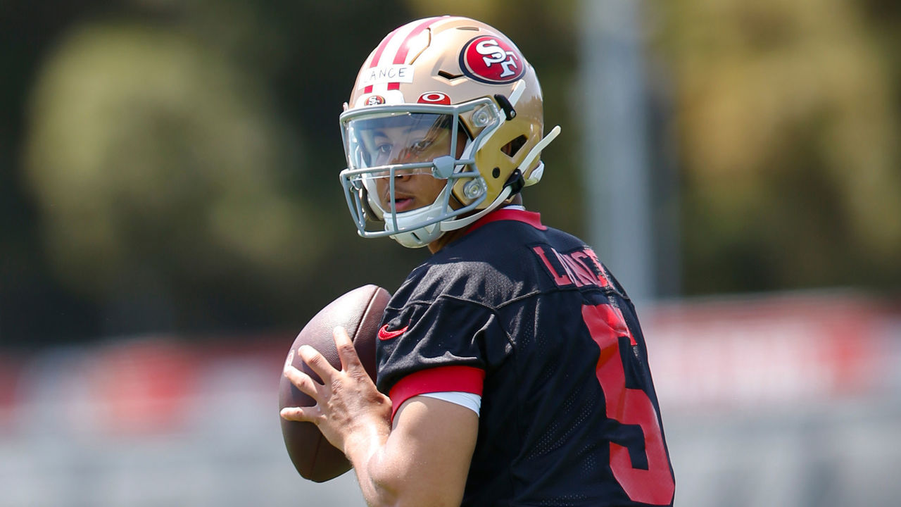 Getty Images - Trey Lance #5 of the San Francisco 49ers leaves the