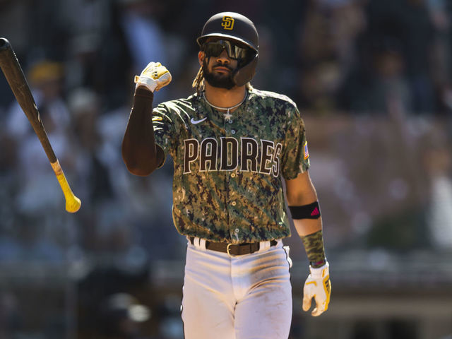 May 15, 2019: San Diego Padres center fielder Franmil Reyes (32