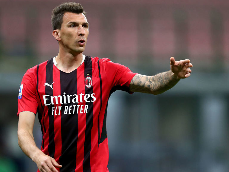 Mandzukic Leaves Ac Milan After 6 Months Thescore Com