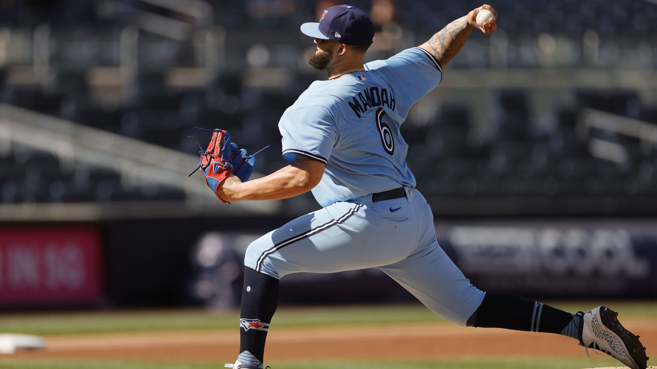 NEW YORK, NEW YORK - MAY 27: Alek Manoah #6 of the Toronto Blue Jays makes his MLB debut pitching during the first inning of Game One of a doubleheader against the New York Yankees at Yankee Stadium on May 27, 2021 in the Bronx borough of New York City.