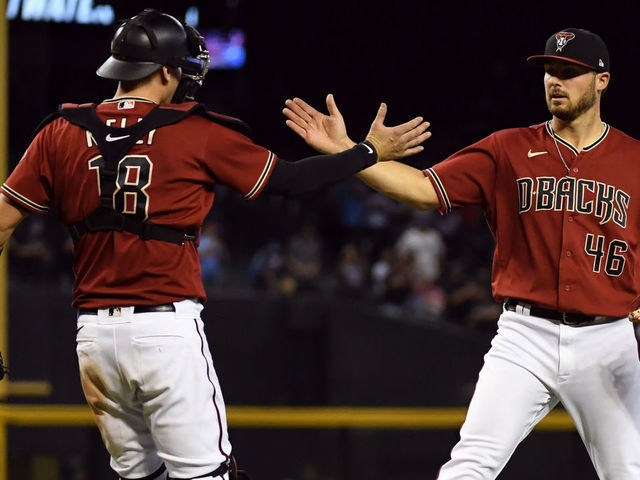 D-backs win longest game ever at Chase Field in 19 innings against Cardinals