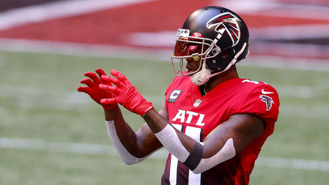 ATLANTA, GEORGIA - OCTOBER 25: Julio Jones #11 of the Atlanta Falcons warms up prior to the game against the Detroit Lions at Mercedes-Benz Stadium on October 25, 2020 in Atlanta, Georgia.