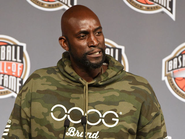 UNCASVILLE, CT - MAY 14: Enshrinee Kevin Garnett addresses the media during the Class of 2020 Press Conference as part of the 2020 Basketball Hall of Fame Enshrinement Ceremony on May 14, 2021 at the Cabaret Theatre at Mohegan Sun in Uncasville, Connecticut. NOTE TO USER: User expressly acknowledges and agrees that, by downloading and/or using this photograph, user is consenting to the terms and conditions of the Getty Images License Agreement. Mandatory Copyright Notice: Copyright 2021 NBAE
