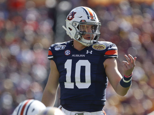 TAMPA, FL - JANUARY 01: Auburn Tigers quarterback Bo Nix (10) during the Outback Bowl between the Auburn Tigers and Minnesota Golden Gophers on January 01, 2020 at Raymond James Stadium in Tampa, FL.