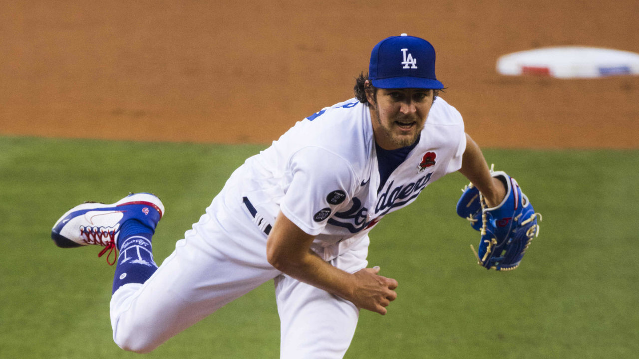 LOS ANGELES, CA - MAY 31: Los Angeles Dodgers starting pitcher Trevor Bauer (27) pitches during the MLB regular season baseball game against the St. Louis Cardinals on Monday, May 31, 2021 at Dodger Stadium in Los Angeles, Calif.