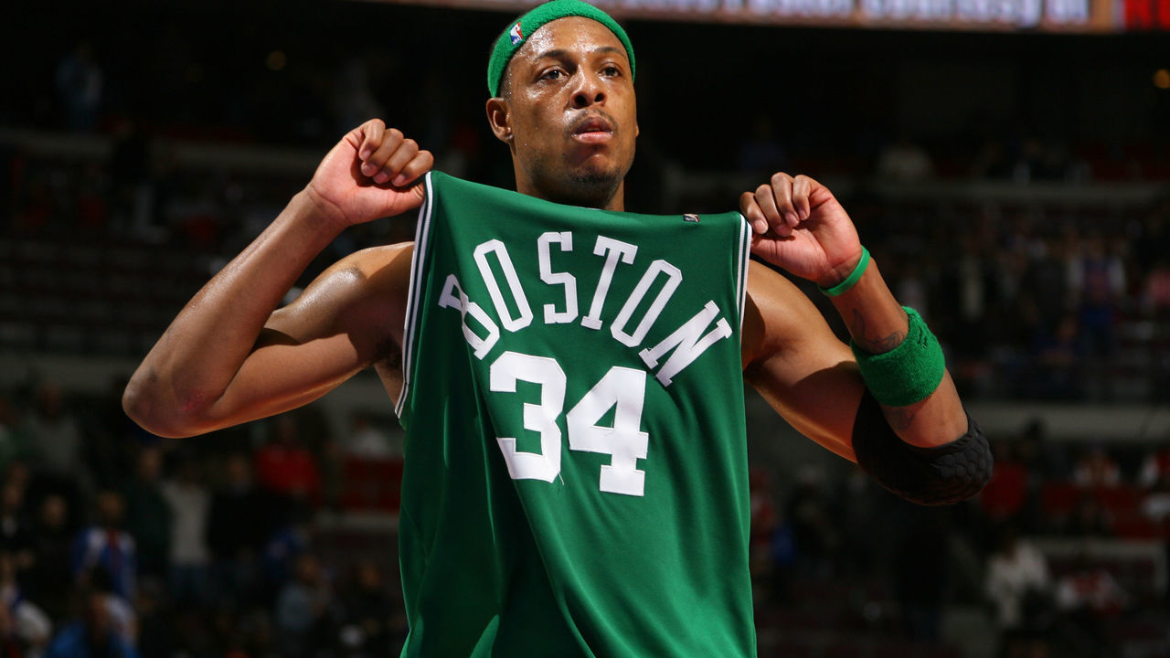 AUBURN HILLS, MI - JANUARY 5: Paul Pierce #34 of the Boston Celtics celebrates against the Detroit Pistons during the game on January 5, 2008 at the Palace at Auburn Hills in Auburn Hills, Michigan. NOTE TO USER: User expressly acknowledges and agrees that, by downloading and/or using this photograph, user is consenting to the terms and conditions of the Getty Images License Agreement. Mandatory Copyright Notice: Copyright 2007 NBAE