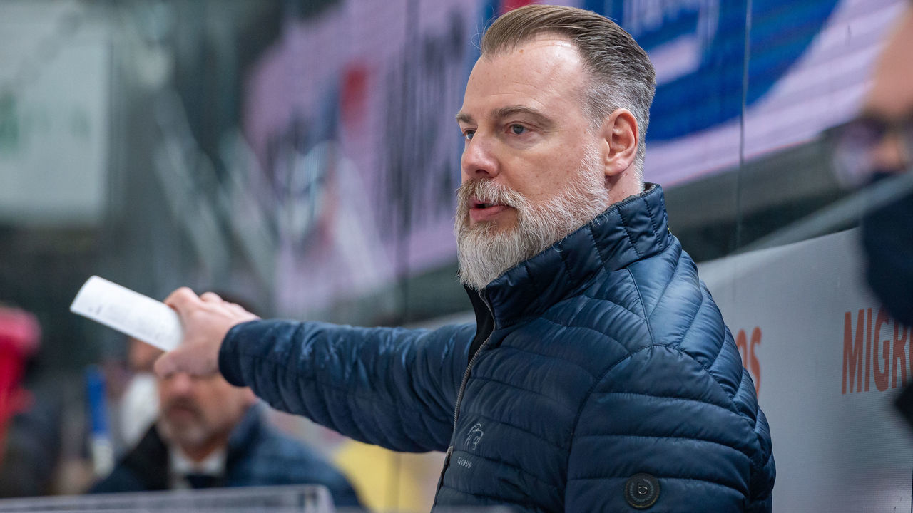 LAUSANNE, SWITZERLAND - MARCH 04: Head Coach Rikard Gronborg of ZSC Lions reacts during the Swiss National League game between Lausanne HC and ZSC Lions at Vaudoise Arena on March 4, 2021 in Lausanne, Switzerland.