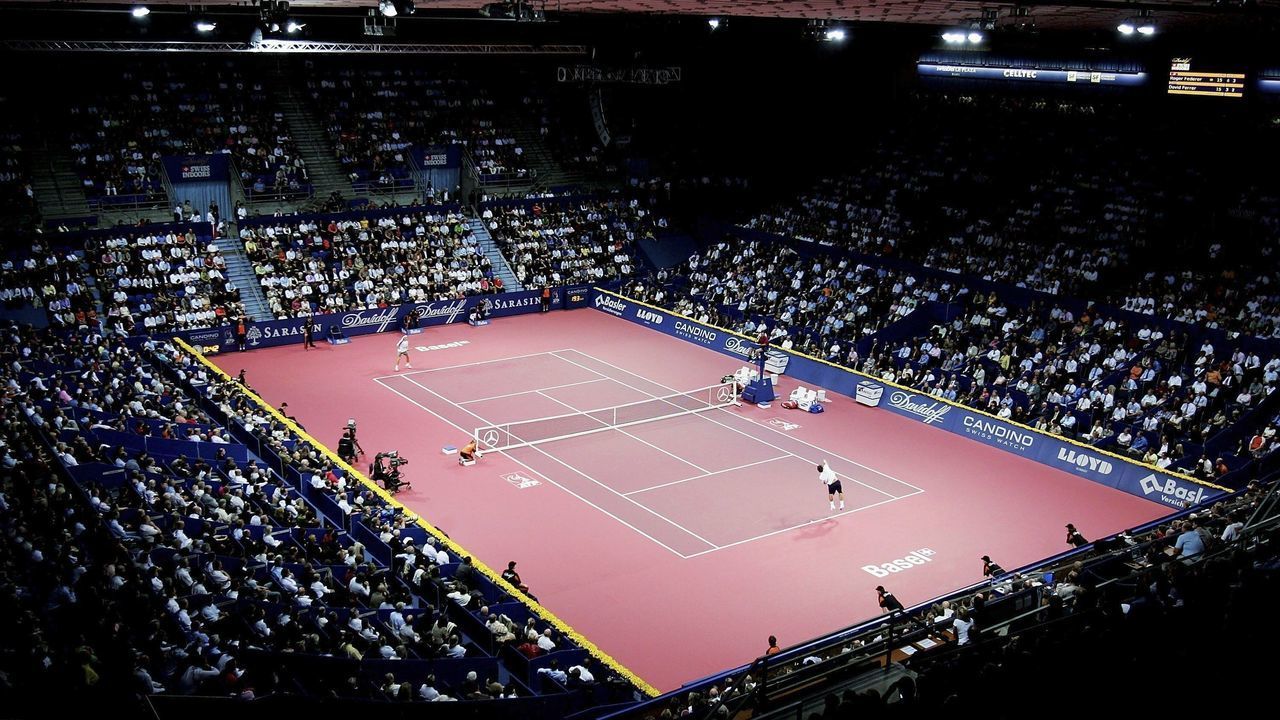 BASEL, SWITZERLAND - OCTOBER 27: A general view of St. Jacobshalle during the ATP Davidoff Swiss Indoors Tournament at St.Jakobshalle on October 27, 2006 in Basel, Switzerland.