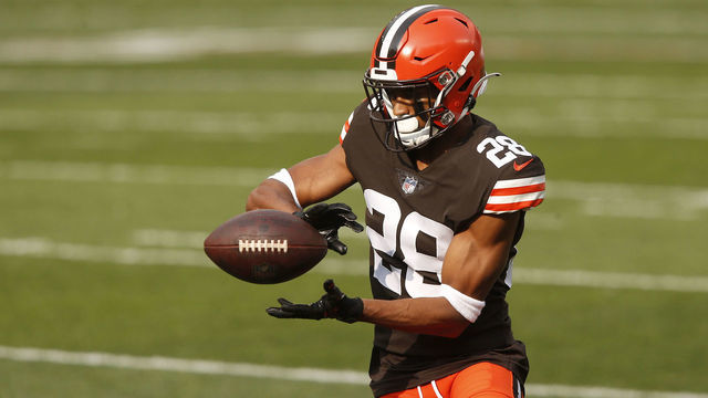 CLEVELAND, OH - OCTOBER 11: Cleveland Browns Cornerback Kevin Johnson (28) makes a catch prior to a NFL game between the Indianapolis Colts and the Cleveland Browns on October11, 2020 at FirstEnergy Stadium in Cleveland, OH.