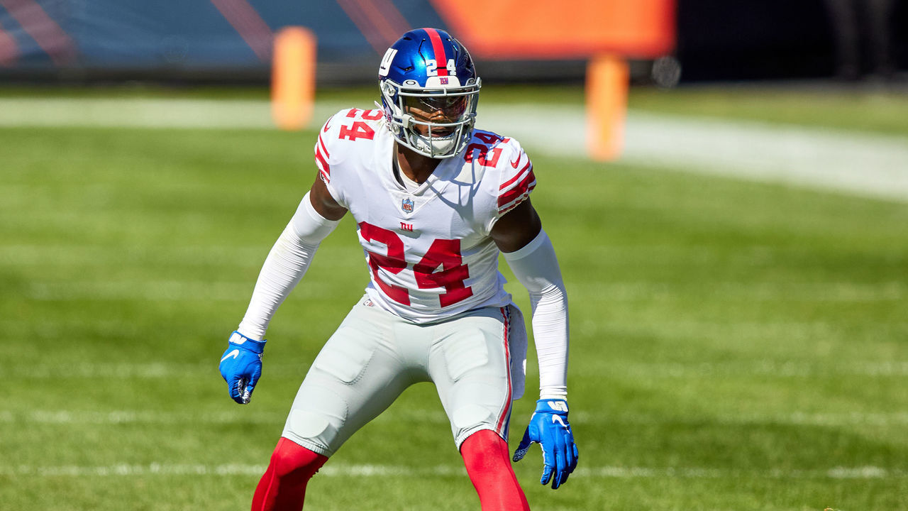 CHICAGO, IL - SEPTEMBER 20: New York Giants cornerback James Bradberry (24) in action during a game between the Chicago Bears and the New York Giants on September 20, 2020 at Soldier Field in Chicago, IL.