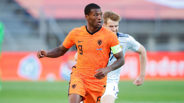 ALMANCIL, PORTUGAL - JUNE 2: Georginio Wijnaldum of Netherlands controlls the ball during the International Friendly match between Netherlands and Scotland at Algarve Stadium on June 2, 2021 in Almancil, Portugal