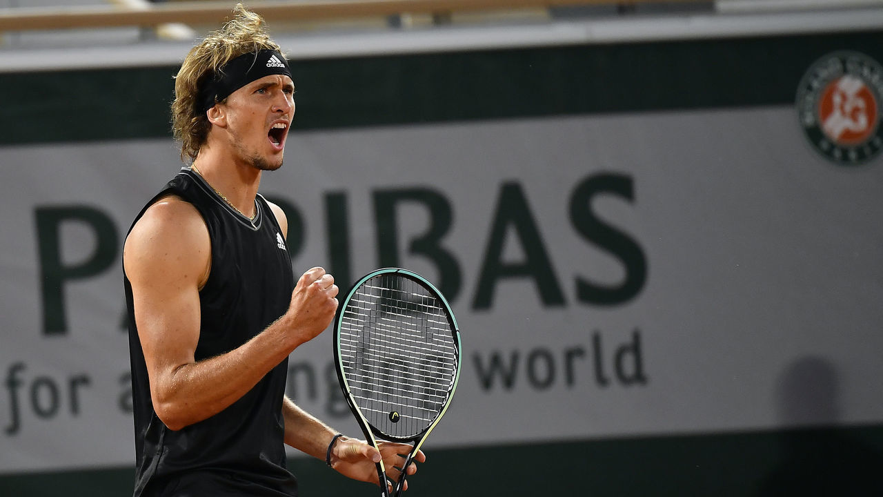 PARIS, FRANCE - JUNE 06: Alexander Zverev of Germany reacts during his Men's Singles fourth round match against Kei Nishikori of Japan on day eight of the 2021 French Open at Roland Garros on June 06, 2021 in Paris, France.