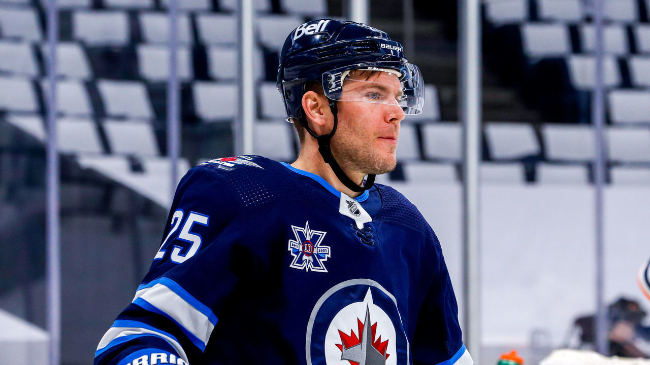 WINNIPEG, MB - MAY 23: Paul Stastny #25 of the Winnipeg Jets looks on during a second period stoppage of play against the Edmonton Oilers in Game Three of the First Round of the 2021 Stanley Cup Playoffs at Bell MTS Place on May 23, 2021 in Winnipeg, Manitoba.
