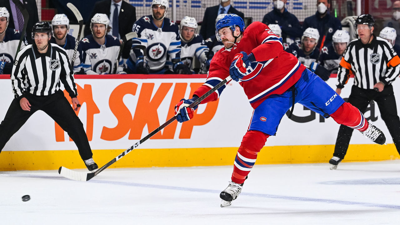 MONTREAL, QC - JUNE 06: Montreal Canadiens defenceman Jeff Petry (26) shoots the puck from the bleu line during the NHL Stanley Cup Playoffs second round game 3 between the Winnipeg Jets versus the Montreal Canadiens on June 06, 2021, at Bell Centre in Montreal, QC