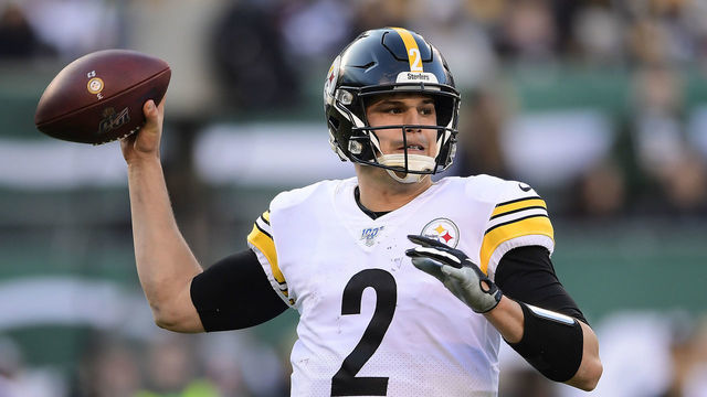 EAST RUTHERFORD, NEW JERSEY - DECEMBER 22: Mason Rudolph #2 of the Pittsburgh Steelers attempts a pass against the New York Jets at MetLife Stadium on December 22, 2019 in East Rutherford, New Jersey.