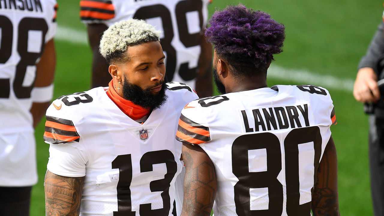 PITTSBURGH, PA - OCTOBER 18: Odell Beckham Jr. #13 talks with Jarvis Landry #80 of the Cleveland Browns during the game against the Pittsburgh Steelers at Heinz Field on October 18, 2020 in Pittsburgh, Pennsylvania.