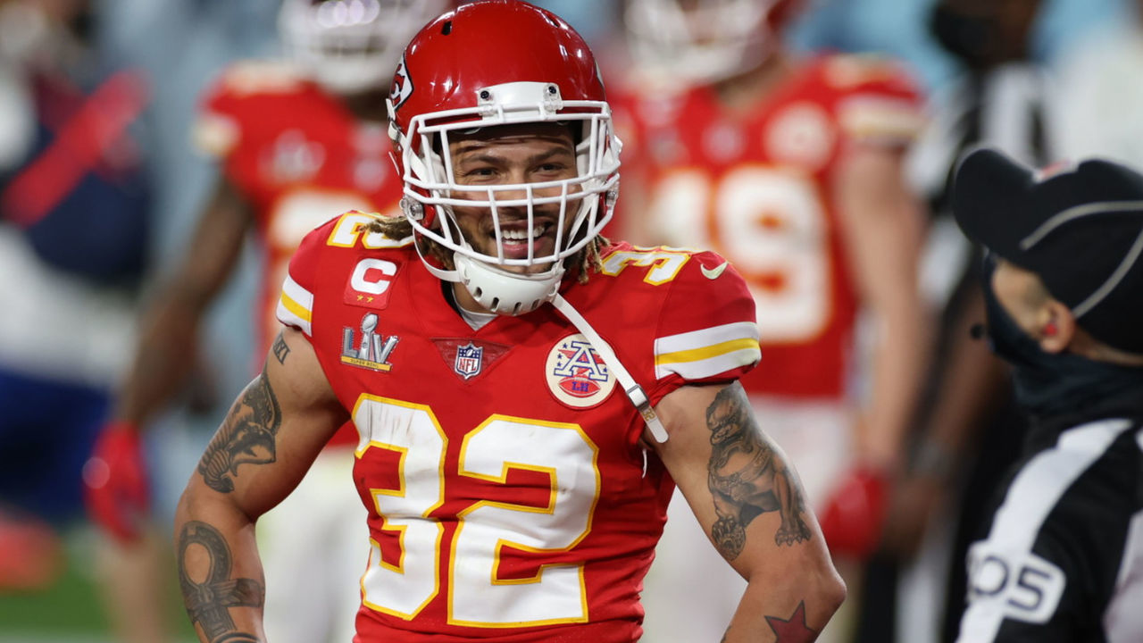Football: Super Bowl LV: Kansas City Chiefs Tyrann Mathieu (32) smiling during game vs Tampa Bay Buccaneers at Raymond James Stadium. Tampa, FL 2/7/2021 CREDIT: Simon Bruty (Set Number: X163521 TK1)