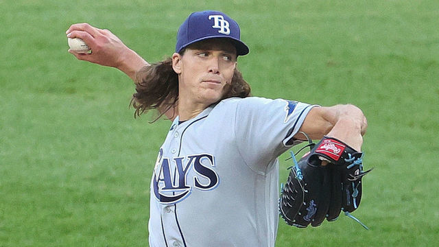CHICAGO, ILLINOIS - JUNE 14: Starting pitcher Tyler Glasnow #20 of the Tampa Bay Rays delivers the ball against the Chicago White Sox at Guaranteed Rate Field on June 14, 2021 in Chicago, Illinois.