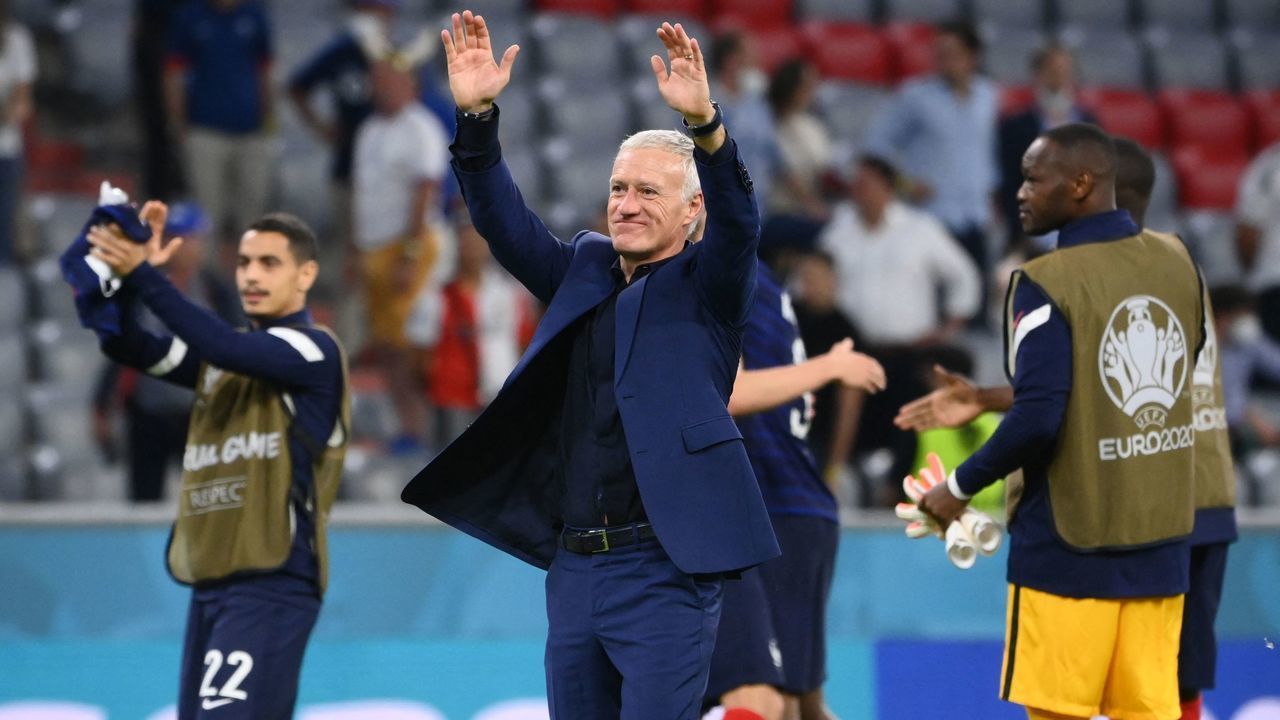 France's coach Didier Deschamps (C) gestures on the pitch at the end of the UEFA EURO 2020 Group F football match between France and Germany at the Allianz Arena in Munich on June 15, 2021.