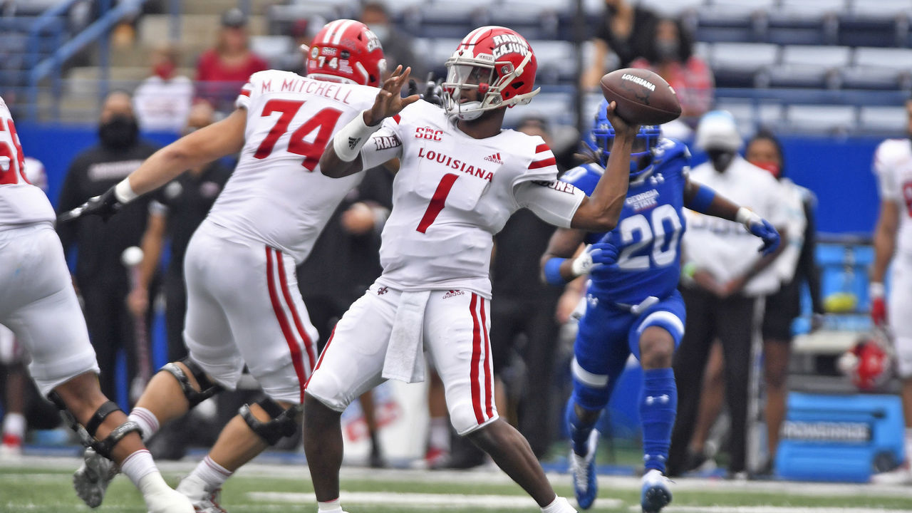 ATLANTA, GA - SEPTEMBER 19: Louisiana quarterback Levi Lewis makes a pass during the game between the Louisiana-Lafayette Ragin Cajuns and the Georgia State Panthers on September 19, 2020, at Center Parc Credit Union Stadium in Atlanta, GA.