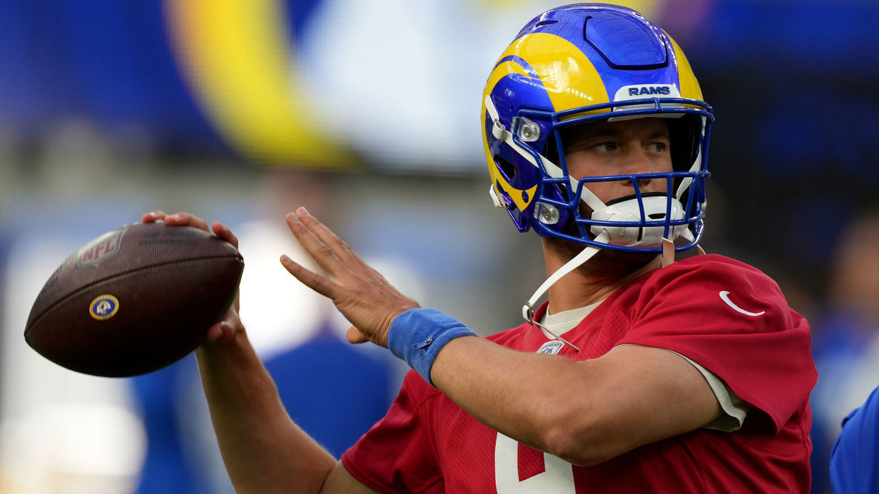 Los Angeles, CA - June 10: Quarterback Matthew Stafford #9 of the Los Angeles Rams during Los Angeles Rams mini camp at SoFi Stadium in Inglewood on Thursday, June 10, 2021. (