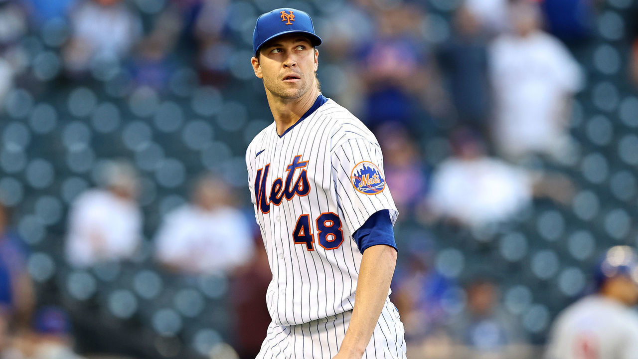 NEW YORK, NEW YORK - JUNE 16: Jacob deGrom #48 of the New York Mets walks off the field after the first inning against the Chicago Cubs at Citi Field on June 16, 2021 in the Flushing neighborhood of the Queens borough of New York City.