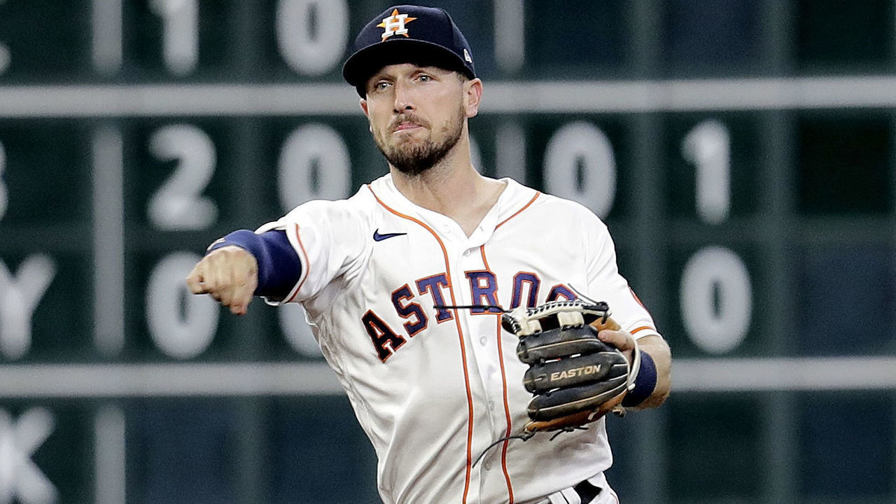HOUSTON, TEXAS - JUNE 01: Alex Bregman #2 of the Houston Astros throws out Enrique Hernandez #5 of the Boston Red Sox in the fifth inning at Minute Maid Park on June 01, 2021 in Houston, Texas.