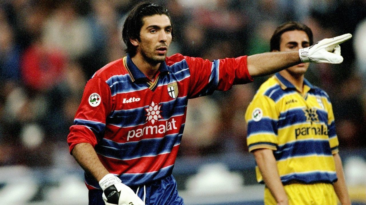 9 May 1999: Gianluigi Buffon of Parma in action during the Serie A match against Inter Milan played at the San Siro Stadium in Milan, Italy. The match finished in a 1-3 win for Parma. \ Mandatory Credit: Allsport UK /Allsport