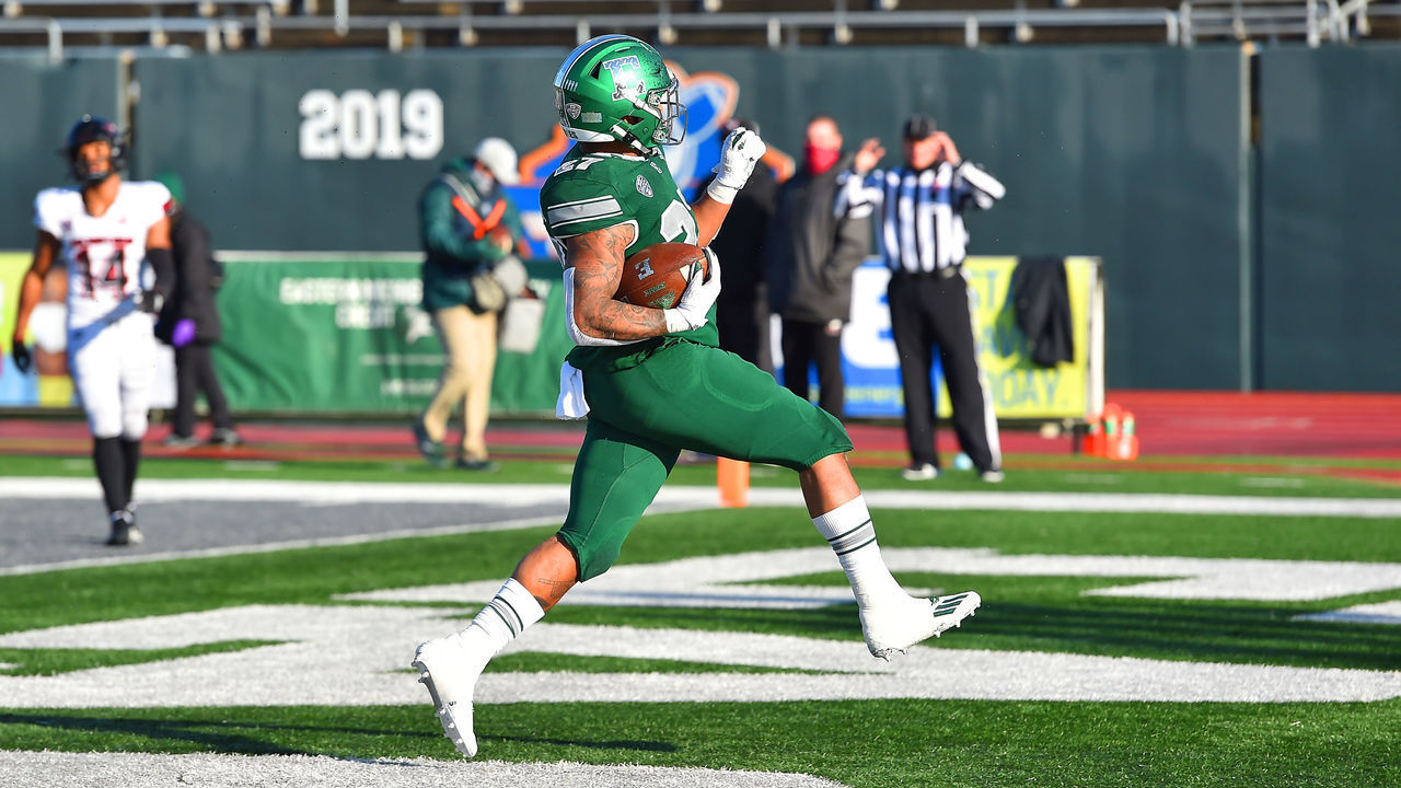 YPSILANTI, MI - DECEMBER 12: Eastern Michigan Eagles running back Darius Boone Jr. (27) runs up the middle for a touchdown during the Eastern Michigan Eagles vs Northern Illinois Huskies game on Saturday December 12, 2020 at Rynearson Stadium in Ypsilanti, MI