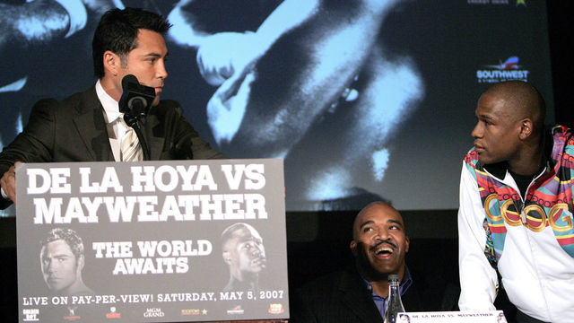 Oscar De La Hoya addresses the media during the February 20 press conference at the Waldorf Astoria in New York City to announce the Super fight between Floyd Mayweather and himself to take place at the MGM Grand in Las Vegas on May 5, 2007
