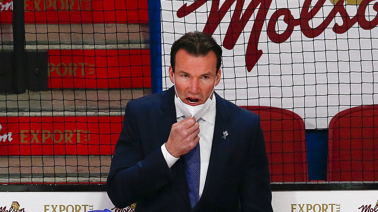 MONTREAL, QUEBEC - JUNE 18: Assistant coach Luke Richardson of the Montreal Canadiens assumes head coaching responsibilities against the Vegas Golden Knights during the first period in Game Three of the Stanley Cup Semifinals of the 2021 Stanley Cup Playoffs at Bell Centre on June 18, 2021 in Montreal, Quebec. Head coach Dominique Ducharme (not pictured) tested positive for COVID-19 earlier in the day.