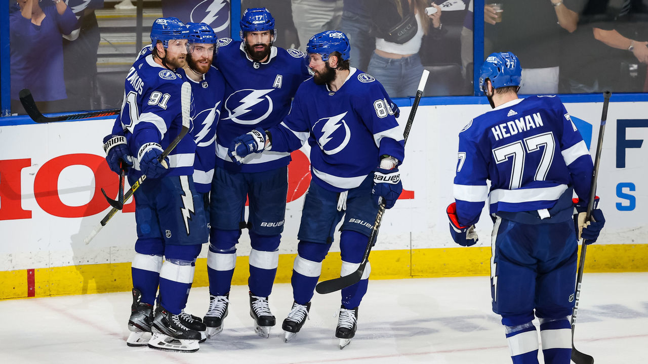 TAMPA, FL - JUNE 21: Alex Killorn #17 of the Tampa Bay Lightning celebrates a goal with teammates against the New York Islanders in Game Five of the Stanley Cup Semifinals of the 2021 Stanley Cup Playoffs at Amalie Arena on June 21, 2021 in Tampa, Florida.