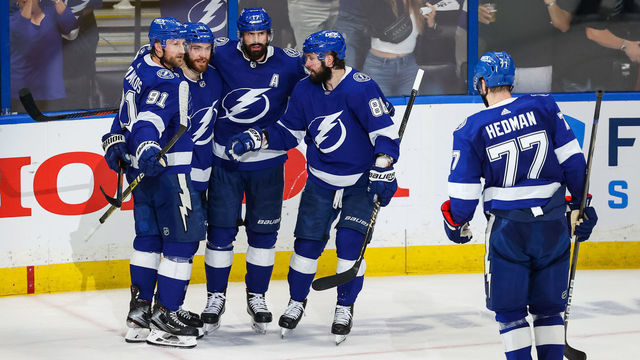 TAMPA, FL - JUNE 21: Alex Killorn #17 of the Tampa Bay Lightning celebrates a goal with teammates against the New York Islanders in Game Five of the Stanley Cup Semifinals of the 2021 Stanley Cup Playoffs at Amalie Arena on June 21, 2021 in Tampa, Florida.